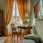 Loggiato Dei Serviti 3* Флоренция
