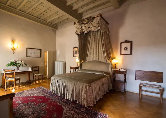 Loggiato Dei Serviti Firenze