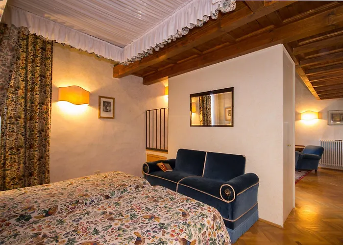 Loggiato Dei Serviti Szálloda 3*