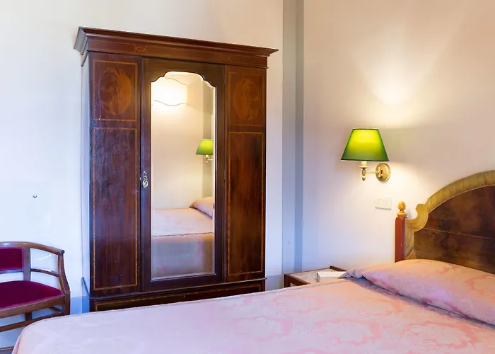 Loggiato Dei Serviti Firenze