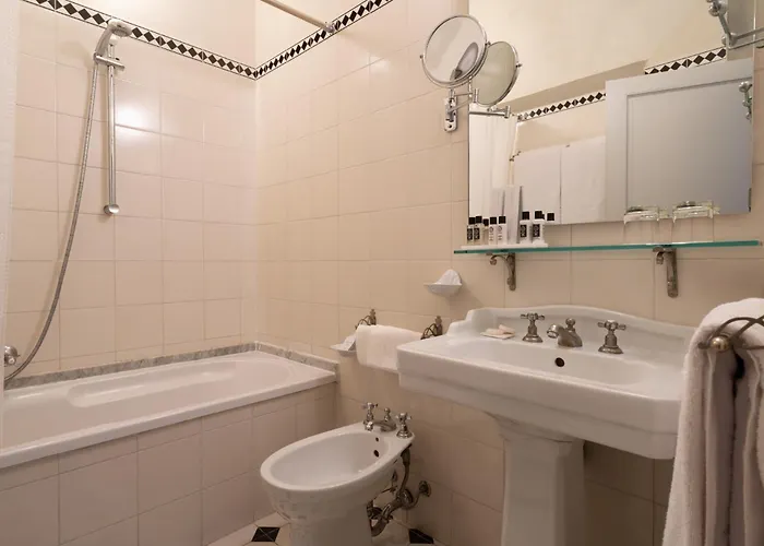 Loggiato Dei Serviti 3* Firenze